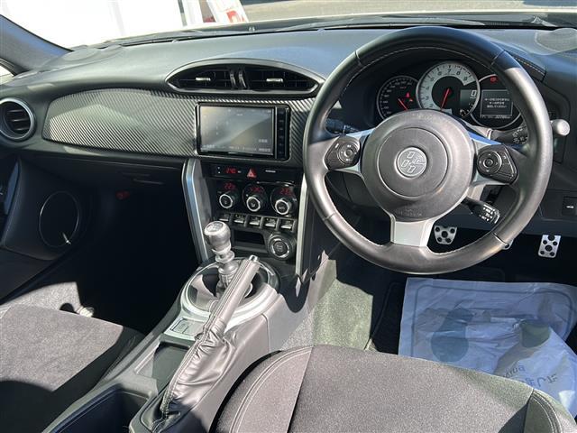 86 GT ☆純正7インチナビ【AM/FM/CD/DVD/SD/BT/フルセグTV】☆バックカメラ☆6速MT☆モデリスタエアロFSR☆柿本2本出しマフラー☆ブリッツ車高調☆社外ホイールスペーサー(2枚目)