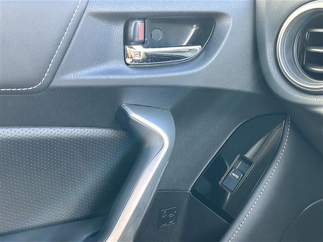 86 GT ☆純正7インチナビ【AM/FM/CD/DVD/SD/BT/フルセグTV】☆バックカメラ☆6速MT☆モデリスタエアロFSR☆柿本2本出しマフラー☆ブリッツ車高調☆社外ホイールスペーサー(11枚目)