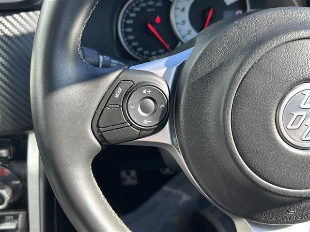 86 GT ☆純正7インチナビ【AM/FM/CD/DVD/SD/BT/フルセグTV】☆バックカメラ☆6速MT☆モデリスタエアロFSR☆柿本2本出しマフラー☆ブリッツ車高調☆社外ホイールスペーサー(15枚目)
