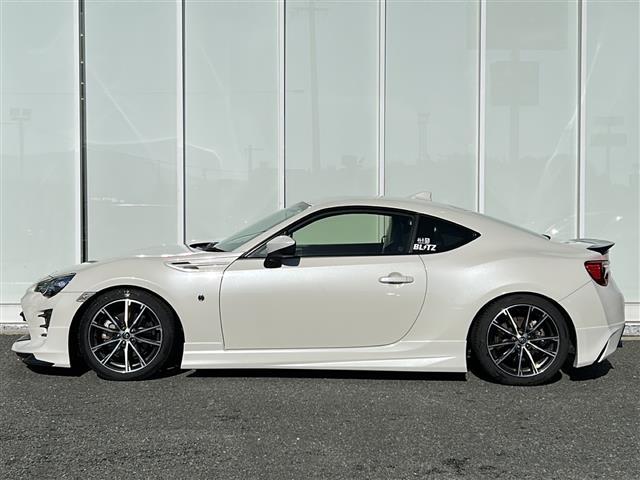 86 GT ☆純正7インチナビ【AM/FM/CD/DVD/SD/BT/フルセグTV】☆バックカメラ☆6速MT☆モデリスタエアロFSR☆柿本2本出しマフラー☆ブリッツ車高調☆社外ホイールスペーサー(30枚目)