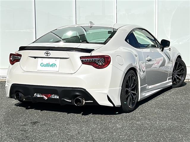 86 GT ☆純正7インチナビ【AM/FM/CD/DVD/SD/BT/フルセグTV】☆バックカメラ☆6速MT☆モデリスタエアロFSR☆柿本2本出しマフラー☆ブリッツ車高調☆社外ホイールスペーサー(33枚目)