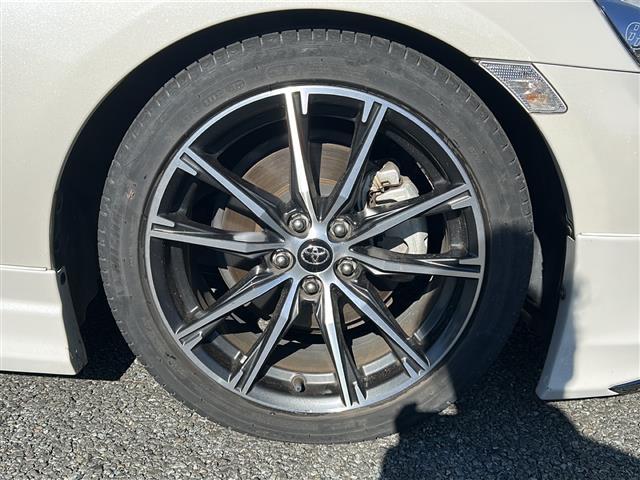 86 GT ☆純正7インチナビ【AM/FM/CD/DVD/SD/BT/フルセグTV】☆バックカメラ☆6速MT☆モデリスタエアロFSR☆柿本2本出しマフラー☆ブリッツ車高調☆社外ホイールスペーサー(42枚目)