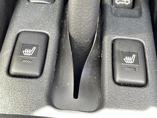 コペン GR スポーツ 16インチBBSホイール/RECAROシート/前後ドライブレコーダー/ターボ/MT付きAT/パドルシフト/シートヒーター/オートライト/LEDヘッドライト/フォグランプ/純正フロアマット(10枚目)