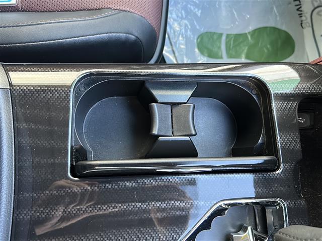 クラウンハイブリッド アスリートS ブラックスタイル ☆メーカーオプションナビ【AM/FM/BT/USB/CD/DVD/ワンセグTV】☆バックカメラ☆サンルーフ☆ブラックスタイル専用18インチホイール☆ETC☆前席パワーシート(23枚目)