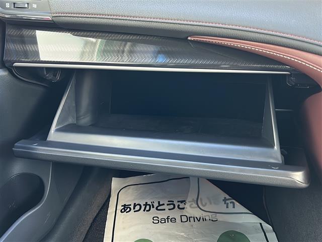 クラウンハイブリッド アスリートS ブラックスタイル ☆メーカーオプションナビ【AM/FM/BT/USB/CD/DVD/ワンセグTV】☆バックカメラ☆サンルーフ☆ブラックスタイル専用18インチホイール☆ETC☆前席パワーシート(25枚目)