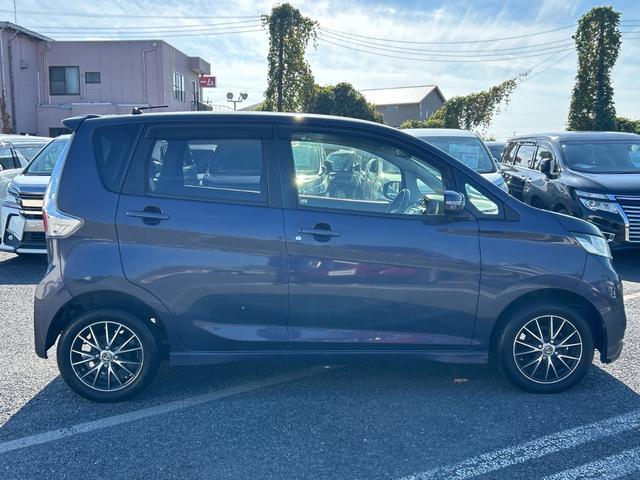 eKワゴン M ナビ AVIC-MRZ009 CD DVD フルセグTV Bluetooth ETC バックカメラ(ミラー) 純正フロアマット 社外14インチアルミホイール 純正ドアバイザー HIDヘッドライト(37枚目)