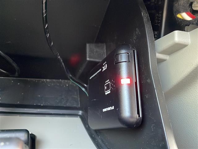 ＮＶ１００クリッパーリオ Ｅ　フローティングディスプレイオーディオ（ＡＭ／ＦＭ／ＢＴ／ＵＳＢ）／コーナーセンサー／衝突軽減ブレーキ／車線逸脱警報／ＥＴＣ／バックカメラ／前後ドライブレコーダー／Ｄ席シートヒーター（19枚目）