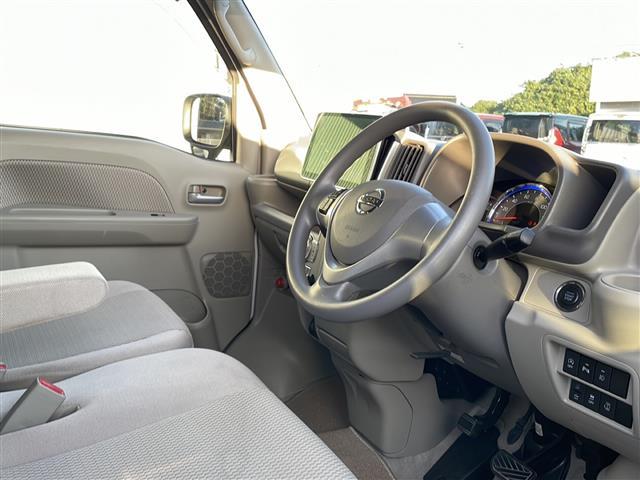 ＮＶ１００クリッパーリオ Ｅ　フローティングディスプレイオーディオ（ＡＭ／ＦＭ／ＢＴ／ＵＳＢ）／コーナーセンサー／衝突軽減ブレーキ／車線逸脱警報／ＥＴＣ／バックカメラ／前後ドライブレコーダー／Ｄ席シートヒーター（25枚目）