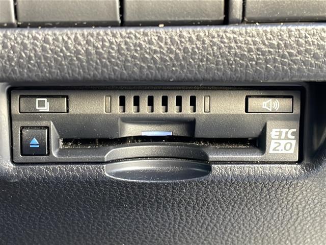 ハリアー Z レザーパッケージ 純正ナビ 全方位カメラ パノラマルーフ モデリスタフルエアロ JBLサウンド 純正デジタルインナーミラー HUD ステアリングヒーター クルコン 電動Rゲート エアシート シートヒーター ETC(16枚目)