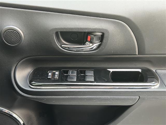 アクア G GRスポーツ・17インチパッケージ パナソニックナビ(AM/FM/SD/BT/SDREC/CD/DVD/フルセグ)/クルーズコントロール/プリクラッシュセーフティ/ETC/バックカメラ/純正GR専用フロアマット(22枚目)