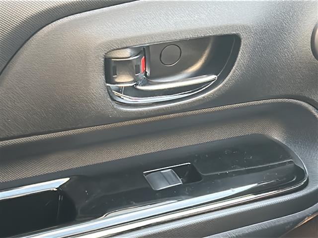 アクア G GRスポーツ・17インチパッケージ パナソニックナビ(AM/FM/SD/BT/SDREC/CD/DVD/フルセグ)/クルーズコントロール/プリクラッシュセーフティ/ETC/バックカメラ/純正GR専用フロアマット(23枚目)