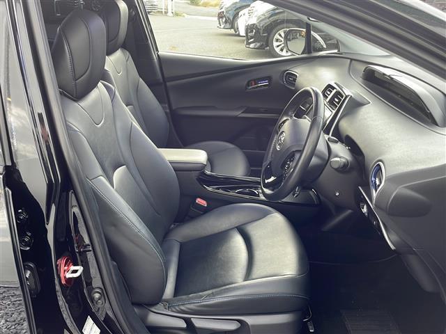 プリウス Ｓツーリングセレクション　純正９インチナビ　ＩＣＯＮＩＣモデリスタフルエアロ　モデリスタメッキガーニッシュ　モデリスタ１７インチホイール　ドライブレコーダー　クルーズコントロール　シートヒーター　ＥＴＣ　フォグランプ　ＬＥＤ（22枚目）