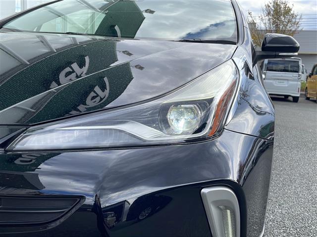 プリウス Ｓツーリングセレクション　純正９インチナビ　ＩＣＯＮＩＣモデリスタフルエアロ　モデリスタメッキガーニッシュ　モデリスタ１７インチホイール　ドライブレコーダー　クルーズコントロール　シートヒーター　ＥＴＣ　フォグランプ　ＬＥＤ（28枚目）