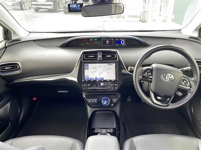 プリウス Ｓツーリングセレクション　純正９インチナビ　ＩＣＯＮＩＣモデリスタフルエアロ　モデリスタメッキガーニッシュ　モデリスタ１７インチホイール　ドライブレコーダー　クルーズコントロール　シートヒーター　ＥＴＣ　フォグランプ　ＬＥＤ（42枚目）