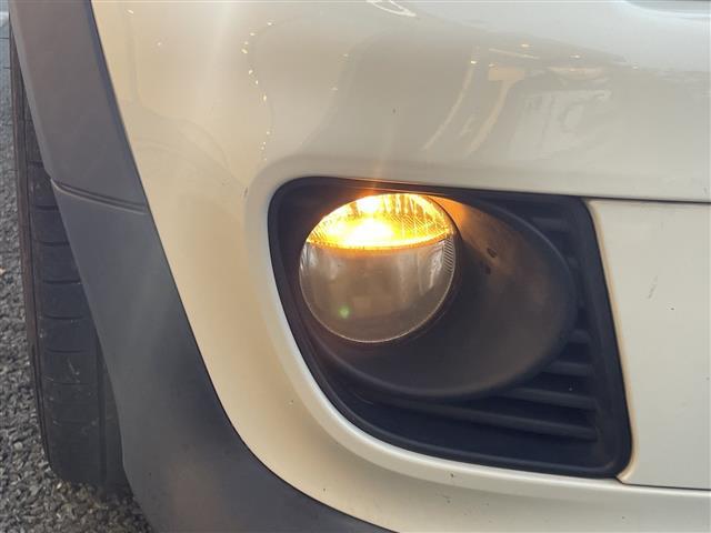 ＭＩＮＩ ジョンクーパーワークス　クラブマン　Ｃａｒｒｏｚｚｅｒｉａナビ　バックカメラ　Ｈａｒｍｏｎ　Ｋａｒｄｏｎサウンド　シートヒーター　純正１７インチアルミホイール　ＥＴＣ　横滑り防止装置　レザーシート　アイドリングストップ　フォグランプ（29枚目）