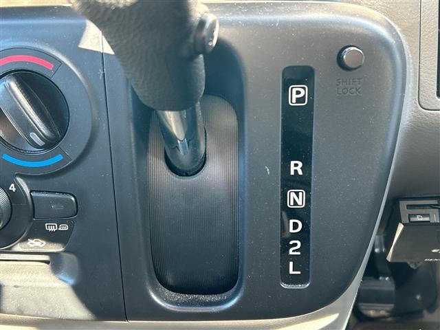 エブリイ ジョインターボ ☆ワンオーナー☆4WD☆スズキセーフティサポート☆KENWOODナビ(BT/フルセグ/AM/FM/DISC)☆Bカメラ☆両側スライドドア☆LEDヘッドライト☆オートライト☆デジタルインナーミラー(13枚目)