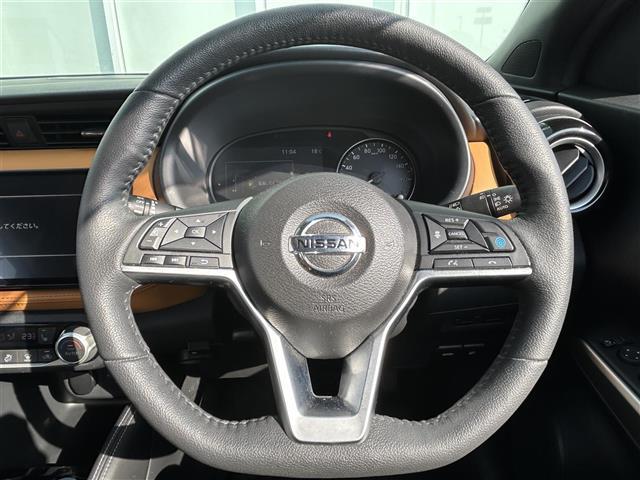 キックス Ｘ　ツートーンインテリアエディション　☆プロパイロット☆純正ナビ（ＢＴ／ＤＩＳＣ）☆アラウンドビューモニター☆Ｂカメラ☆サイドカメラ☆フロントカメラ☆レーダークルーズコントロール☆ＬＥＤヘッドライト☆オートライト☆フォグランプ（8枚目）