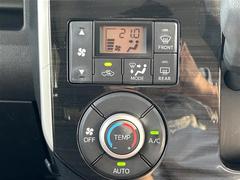【　オートエアコン　】車内温度を感知して自動で温度調整をしてくれるのでいつでも快適な車内空間を創り上げます！ 4