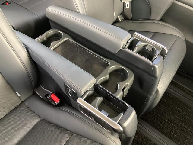 ２．５Ｓ　Ｃパッケージ　ワンオーナー　Ｔｏｙｏｔａ　Ｓａｆｅｔｙ　Ｓｅｎｓｅ　ツインムーンルーフ　フリップダウンモニター　デジタルインナーミラー　メーカーオプションナビ　純正ＤＶＤプレイヤー　フルセグＴＶ　バックモニター(51枚目)