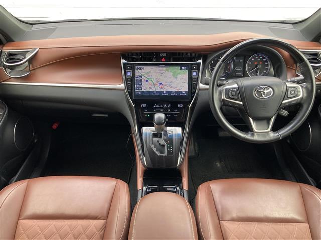 ハリアー プレミアム　Ｔｏｙｏｔａ　Ｓａｆｅｔｙ　Ｓｅｎｓｅ　ムーンルーフ　ＡＬＰＩＮＥ製１０インチナビ　フルセグＴＶ　ＥＴＣ　バックモニター　ドライブレコーダー　ＬＥＤヘッドランプ　ハーフレザーシート　パワーシート（2枚目）