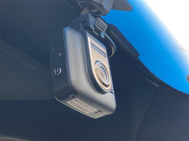 ハリアー プレミアム　Ｔｏｙｏｔａ　Ｓａｆｅｔｙ　Ｓｅｎｓｅ　ムーンルーフ　ＡＬＰＩＮＥ製１０インチナビ　フルセグＴＶ　ＥＴＣ　バックモニター　ドライブレコーダー　ＬＥＤヘッドランプ　ハーフレザーシート　パワーシート（8枚目）