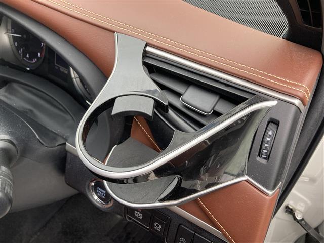 ハリアー プレミアム　Ｔｏｙｏｔａ　Ｓａｆｅｔｙ　Ｓｅｎｓｅ　ムーンルーフ　ＡＬＰＩＮＥ製１０インチナビ　フルセグＴＶ　ＥＴＣ　バックモニター　ドライブレコーダー　ＬＥＤヘッドランプ　ハーフレザーシート　パワーシート（28枚目）
