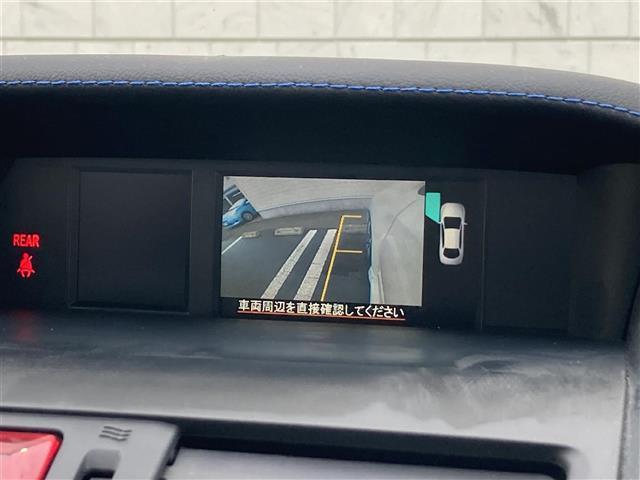 レヴォーグ ２．０ＧＴ－Ｓアイサイト　アイサイト　アドバンストセーフティパッケージ　純正ディーラーオプションナビ　バックカメラ　ＥＴＣ　前後ドライブレコーダー　サイドビューモニター　レーダークルーズコントロール　前席パワーシート　電動Ｐ（5枚目）