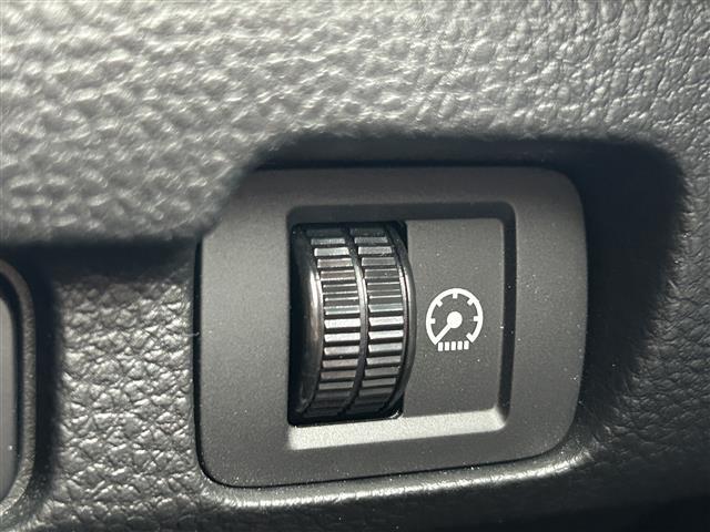 シビック ＬＸ　ワンオーナー　リアウイング　ＨｏｎｄａＳＥＮＳＩＮＧ　純正９インチナビ　フルセグＴＶ　ＥＴＣ２．０　バックモニター　ドライブレコーダー　ＬＥＤヘッドライト　レーダークルーズコントロール　スマートキー（28枚目）