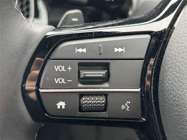 シビック ＬＸ　ワンオーナー　リアウイング　ＨｏｎｄａＳＥＮＳＩＮＧ　純正９インチナビ　フルセグＴＶ　ＥＴＣ２．０　バックモニター　ドライブレコーダー　ＬＥＤヘッドライト　レーダークルーズコントロール　スマートキー（32枚目）