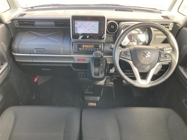 スペーシアギア ハイブリッドＸＺ　ワンオーナー　スズキセーフティサポート　純正ナビ　フルセグＴＶ　ＥＴＣ　バックモニター　ドライブレコーダー　ＬＥＤヘッドランプ　レーダークルーズコントロール　シートヒーター　両側パワースライドドア（2枚目）