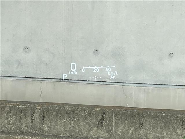 スペーシアギア ハイブリッドＸＺ　ワンオーナー　スズキセーフティサポート　純正ナビ　フルセグＴＶ　ＥＴＣ　バックモニター　ドライブレコーダー　ＬＥＤヘッドランプ　レーダークルーズコントロール　シートヒーター　両側パワースライドドア（9枚目）