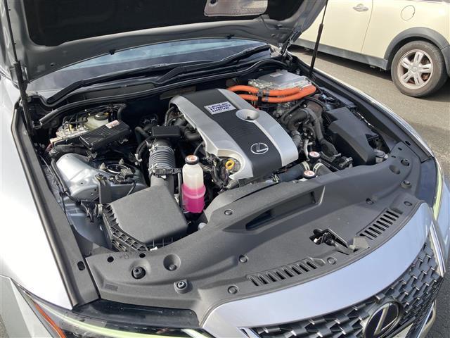 IS IS300h バージョンL ムーンルーフ Toyota Safety Sense 純正ナビ フルセグTV ETC2.0 アラウンドビューモニター ドライブレコーダー 三眼LEDヘッドランプ レザーシート シートベンチレーション(28枚目)