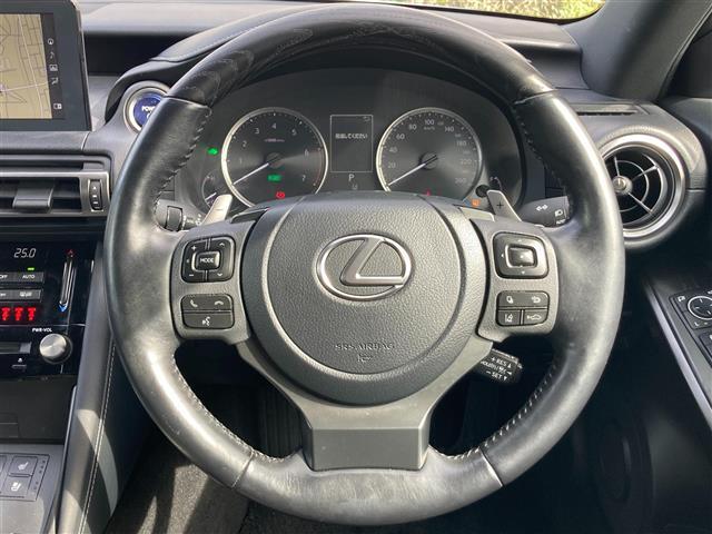 IS IS300h バージョンL ムーンルーフ Toyota Safety Sense 純正ナビ フルセグTV ETC2.0 アラウンドビューモニター ドライブレコーダー 三眼LEDヘッドランプ レザーシート シートベンチレーション(33枚目)