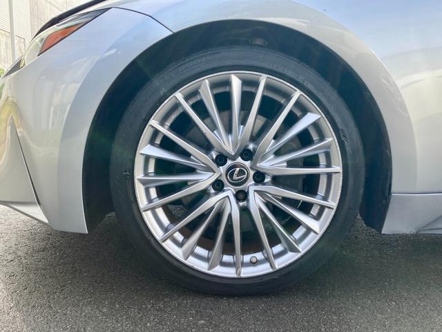 IS IS300h バージョンL ムーンルーフ Toyota Safety Sense 純正ナビ フルセグTV ETC2.0 アラウンドビューモニター ドライブレコーダー 三眼LEDヘッドランプ レザーシート シートベンチレーション(53枚目)