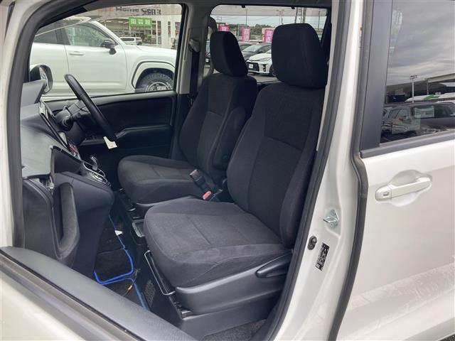 ヴォクシー ハイブリッドV 社外メモリーナビ フルセグTV ETC バックモニター ドライブレコーダー LEDヘッドランプ シートヒーター 両側パワースライドドア クルーズコントロール 革巻きステアリング スマートキー(14枚目)