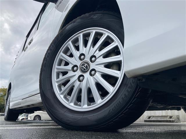 ヴォクシー ハイブリッドV 社外メモリーナビ フルセグTV ETC バックモニター ドライブレコーダー LEDヘッドランプ シートヒーター 両側パワースライドドア クルーズコントロール 革巻きステアリング スマートキー(18枚目)