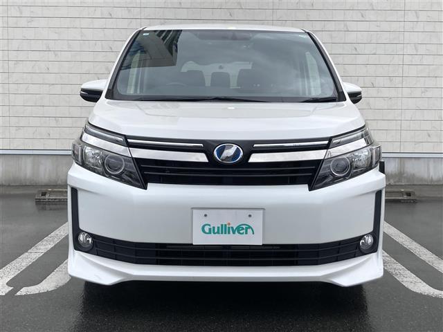 ヴォクシー ハイブリッドV 社外メモリーナビ フルセグTV ETC バックモニター ドライブレコーダー LEDヘッドランプ シートヒーター 両側パワースライドドア クルーズコントロール 革巻きステアリング スマートキー(20枚目)