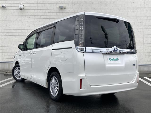 ヴォクシー ハイブリッドV 社外メモリーナビ フルセグTV ETC バックモニター ドライブレコーダー LEDヘッドランプ シートヒーター 両側パワースライドドア クルーズコントロール 革巻きステアリング スマートキー(23枚目)