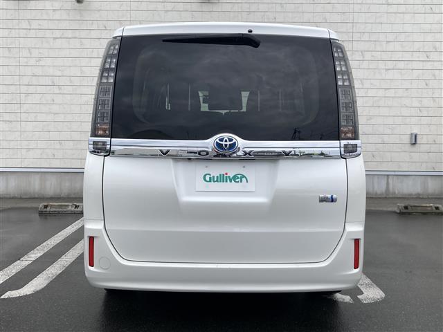 ヴォクシー ハイブリッドV 社外メモリーナビ フルセグTV ETC バックモニター ドライブレコーダー LEDヘッドランプ シートヒーター 両側パワースライドドア クルーズコントロール 革巻きステアリング スマートキー(24枚目)