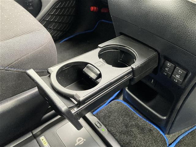 ヴォクシー ハイブリッドV 社外メモリーナビ フルセグTV ETC バックモニター ドライブレコーダー LEDヘッドランプ シートヒーター 両側パワースライドドア クルーズコントロール 革巻きステアリング スマートキー(38枚目)