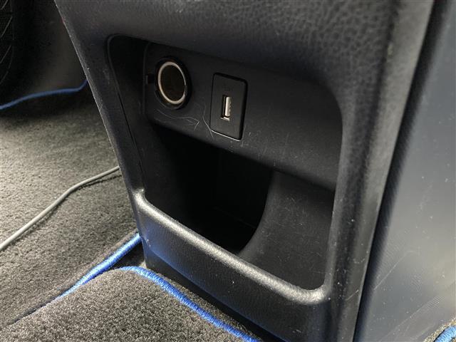 ヴォクシー ハイブリッドV 社外メモリーナビ フルセグTV ETC バックモニター ドライブレコーダー LEDヘッドランプ シートヒーター 両側パワースライドドア クルーズコントロール 革巻きステアリング スマートキー(39枚目)