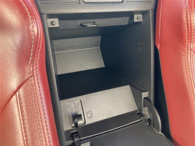 ロードスター ２０周年記念車　特別仕様車　社外メモリーナビ　フルセグＴＶ　ＥＴＣ　ＲＥＣＡＲＯ社製バケットハーフレザーシート　シートヒーター　革巻きステアリング　ステアリングスイッチ　ＨＩＤヘッドランプ　スマートキー２本（39枚目）