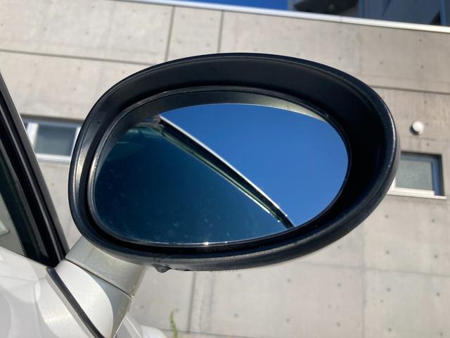 ロードスター ２０周年記念車　特別仕様車　社外メモリーナビ　フルセグＴＶ　ＥＴＣ　ＲＥＣＡＲＯ社製バケットハーフレザーシート　シートヒーター　革巻きステアリング　ステアリングスイッチ　ＨＩＤヘッドランプ　スマートキー２本（52枚目）