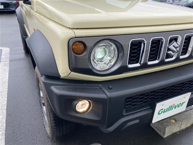 ジムニーノマド ＦＣ　ワンオーナー　スズキセーフティサポート　４ＷＤ　ＬＥＤヘッドランプ　レーダークルーズコントロール　シートヒーター　リアクリアランスソナー　オートハイビーム　ヘッドライトウォッシャー純正アルミ（3枚目）