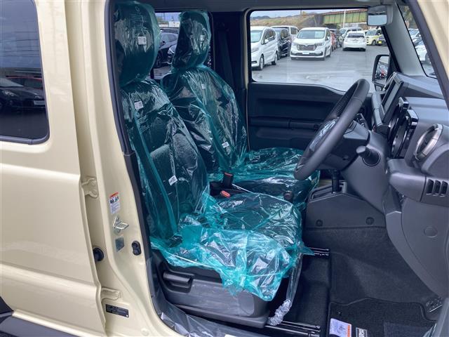 ジムニーノマド ＦＣ　ワンオーナー　スズキセーフティサポート　４ＷＤ　ＬＥＤヘッドランプ　レーダークルーズコントロール　シートヒーター　リアクリアランスソナー　オートハイビーム　ヘッドライトウォッシャー純正アルミ（6枚目）