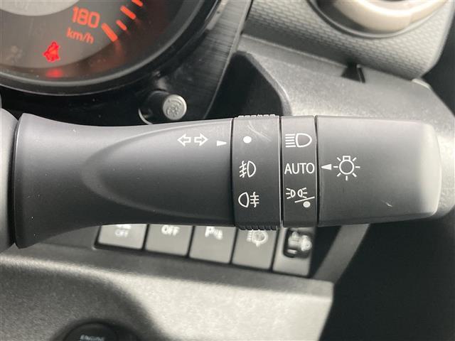 ジムニーノマド ＦＣ　ワンオーナー　スズキセーフティサポート　４ＷＤ　ＬＥＤヘッドランプ　レーダークルーズコントロール　シートヒーター　リアクリアランスソナー　オートハイビーム　ヘッドライトウォッシャー純正アルミ（30枚目）