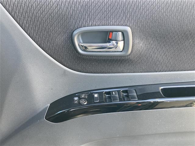 パレットＳＷ ＴＳ　純正メモリーナビ　フルセグＴＶ　ビルトインＥＴＣ　両側パワースライドドア　ＨＩＤオートヘッドランプ　革巻きステアリング　純正１４インチアルミ　フロントフォグランプ　スマートキー２本　ターボ（24枚目）