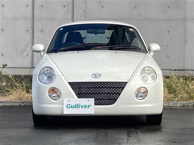 コペン アクティブトップ アクティブトップ 社外6.1インチナビ 社外15インチアルミ マニュアルエアコン ハロゲンヘッドライト フロントフォグランプ ターボ リモコンキー 純正フロアマット 保証書(8枚目)