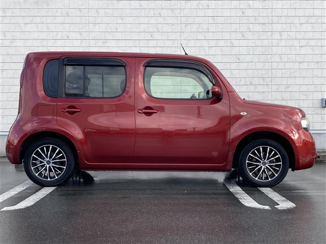 キューブ １５Ｘ　Ｖセレクション　社外メモリーナビ　フルセグＴＶ　ＥＴＣ　バックモニター　ドライブレコーダー　ＬＥＤヘッドランプ　革巻きステアリング　スマートキー　アイドリングストップ　フロントフォグランプ　社外１５インチアルミ（21枚目）