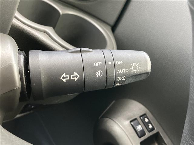 キューブ １５Ｘ　Ｖセレクション　社外メモリーナビ　フルセグＴＶ　ＥＴＣ　バックモニター　ドライブレコーダー　ＬＥＤヘッドランプ　革巻きステアリング　スマートキー　アイドリングストップ　フロントフォグランプ　社外１５インチアルミ（31枚目）